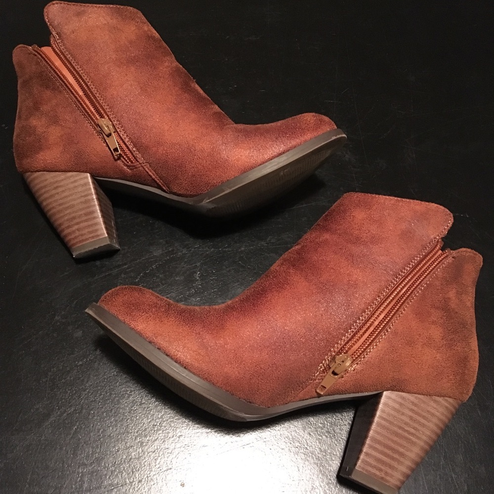 Just Fab Analia Booties